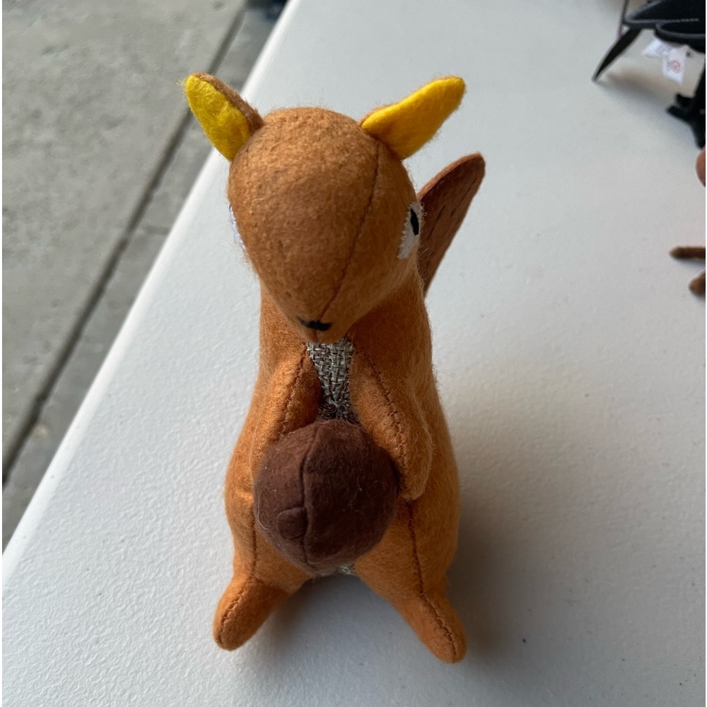 Target squirrel like new